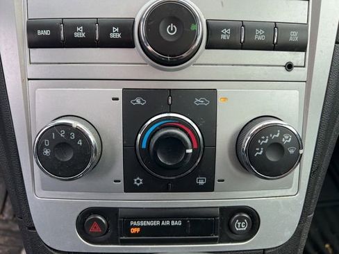 Used 2010 Chevrolet Malibu LT image 18