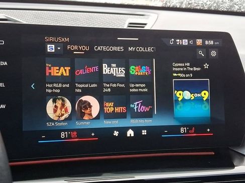 Used 2024 BMW X1 xDrive28i w/ Premium Package image 19