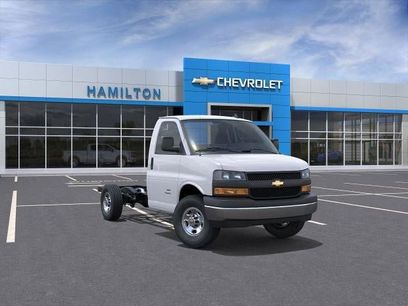 New 2025 Chevrolet Express 3500 w/ Power Convenience Package