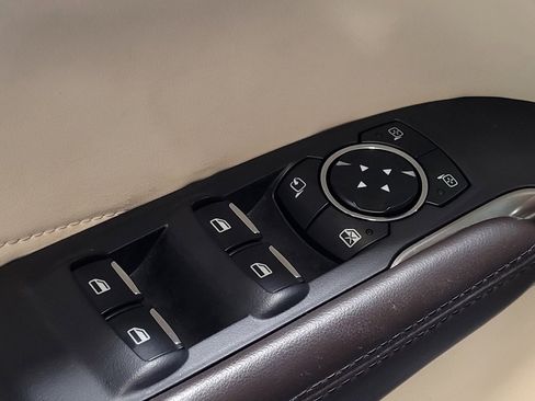 Used 2015 Lincoln MKC FWD w/ Equipment Group 101A Select image 27
