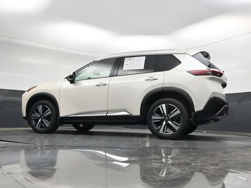 Used 2023 Nissan Rogue SL w/ SL Premium Package FWD image 46