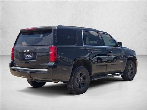 Used 2019 Chevrolet Tahoe LS RWD image 2