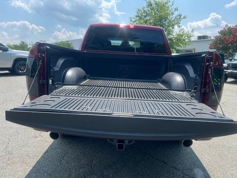 Used 2018 RAM 1500 Express w/ Express Value Package RWD image 13