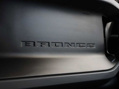 Used 2022 Ford Bronco 4-Door w/ Sasquatch Package AWD/4WD image 30