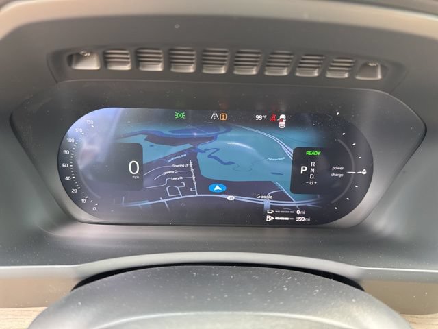 New 2026 Volvo XC90 T8 Plus w/ Protection Package Premier AWD/4WD image 8