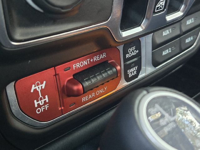 Used 2026 Jeep Wrangler Unlimited Rubicon AWD/4WD image 30