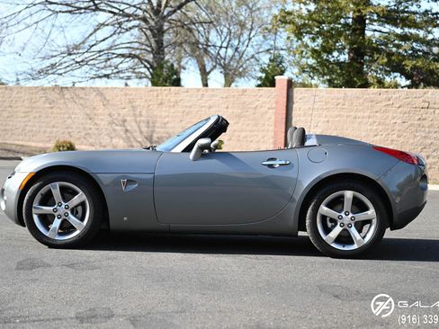 Used 2006 Pontiac Solstice Convertible w/ Power Package image 13