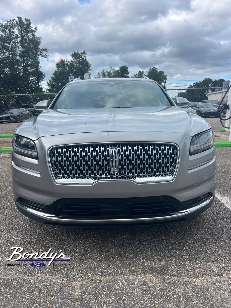 Used 2023 Lincoln Nautilus Reserve w/ Equipment Group 201A AWD/4WD image 3