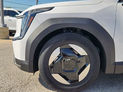 New 2026 Kia EV9 Light image 6