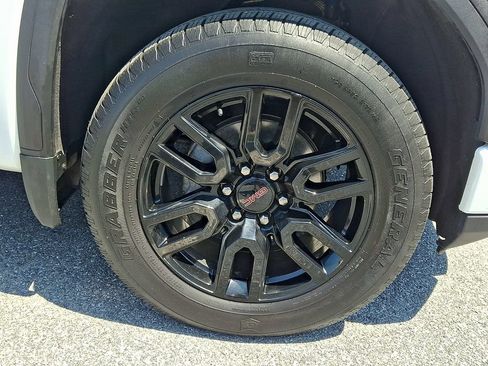 Used 2023 GMC Sierra 1500 Elevation AWD/4WD image 8