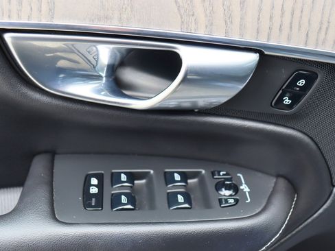 Used 2021 Volvo XC90 T6 Inscription image 27