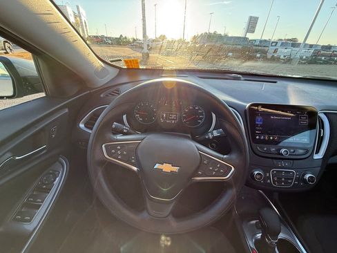 Used 2024 Chevrolet Malibu LT image 13