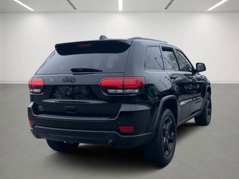 Used 2019 Jeep Grand Cherokee Laredo image 6