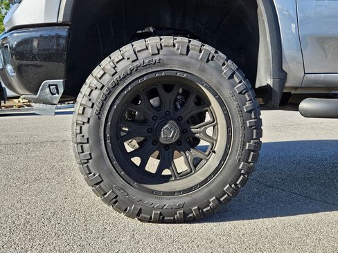 Used 2025 Chevrolet Silverado 3500 LT w/ Trail Boss Package AWD/4WD image 11