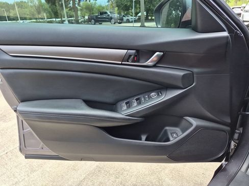 Used 2020 Honda Accord LX image 18