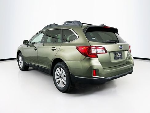 Used 2015 Subaru Outback 2.5i Premium image 5
