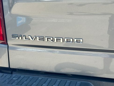 Used 2019 Chevrolet Silverado 1500 RST w/ All-Star Edition AWD/4WD image 13