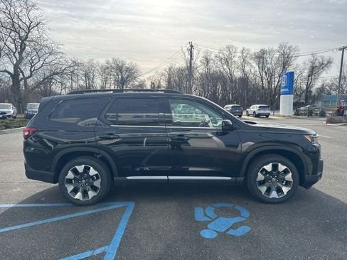 New 2026 Honda Pilot Touring image 9