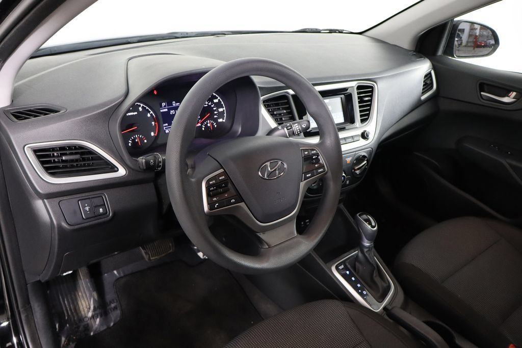 Used 2022 Hyundai Accent SE FWD image 24