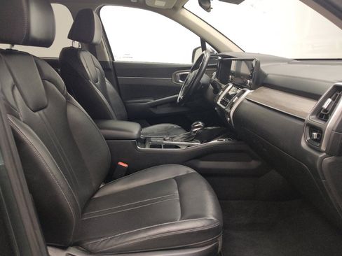 Used 2022 Kia Sorento S w/ Panoramic Sunroof Package AWD/4WD image 21