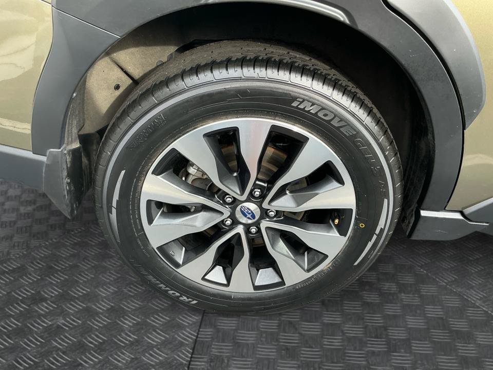 Certified 2025 Subaru Outback Limited AWD/4WD image 29