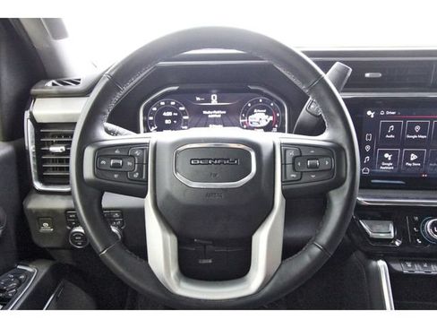 Used 2024 GMC Sierra 3500 Denali w/ Denali Reserve Package AWD/4WD image 14