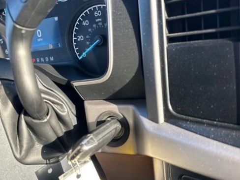 Used 2023 Ford F150 XLT AWD/4WD image 22