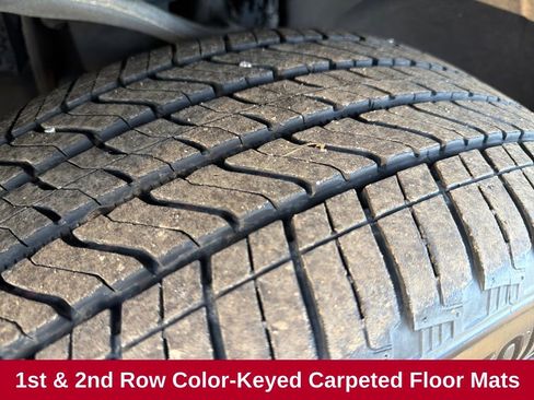 Used 2021 Chevrolet Suburban LT w/ LT Signature Package image 35