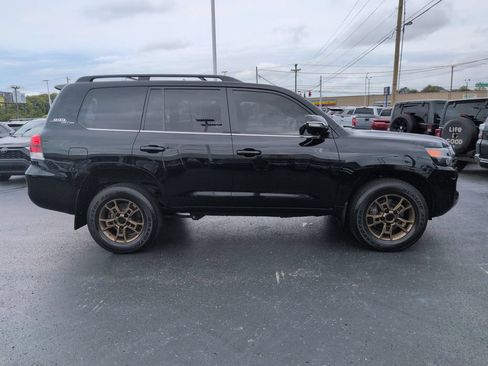 Certified 2020 Toyota Land Cruiser Heritage Edition AWD/4WD image 6