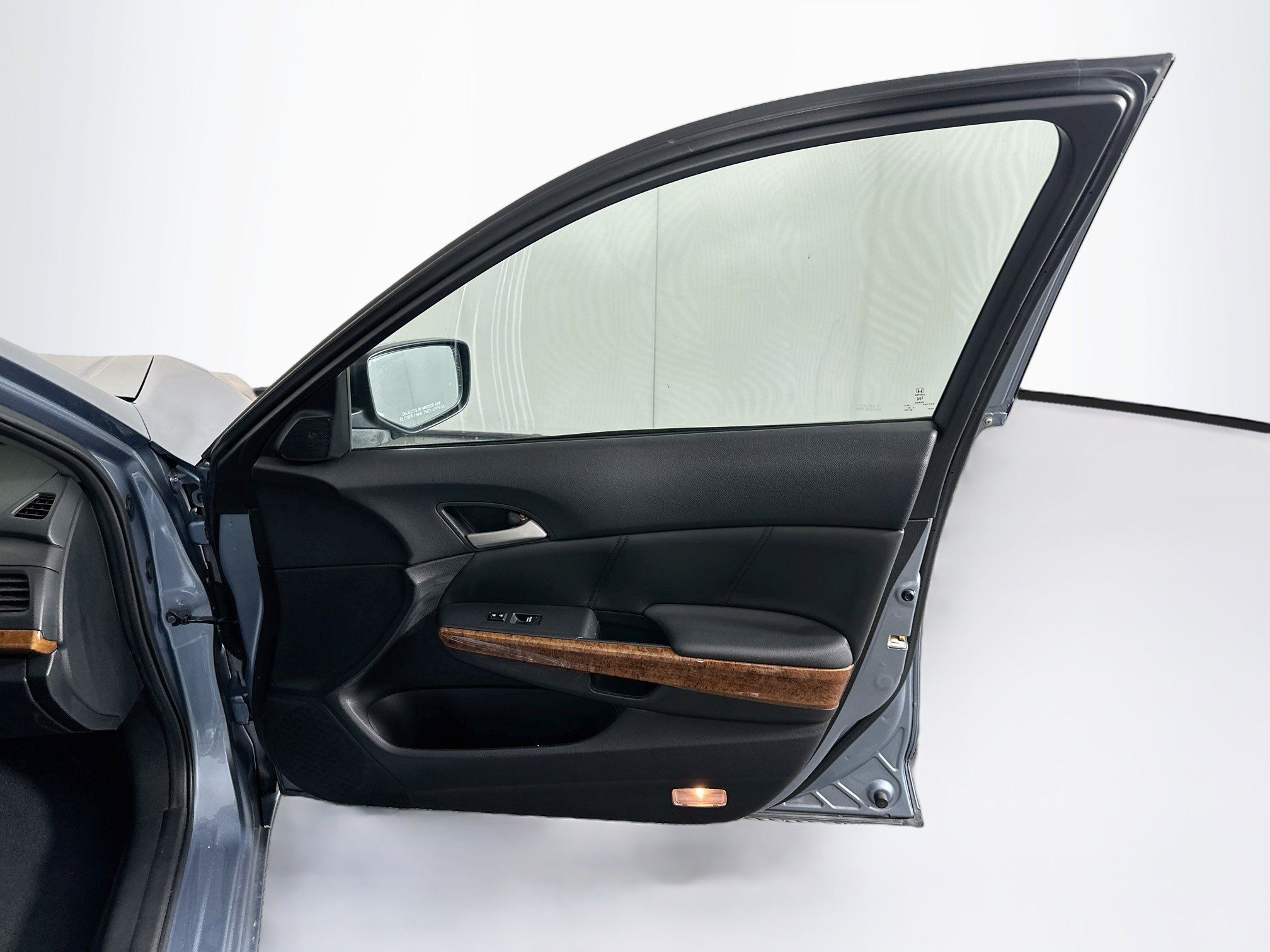 Used 2011 Honda Accord EX-L image 30