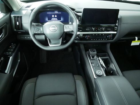 New 2026 Nissan Pathfinder SL w/ SL Premium Package AWD/4WD image 22