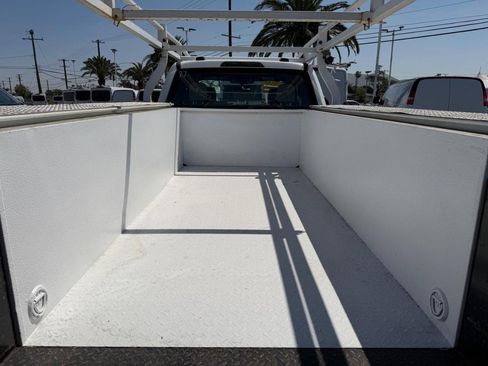 Used 2022 Ford F350 XL w/ Power Equipment Group image 21