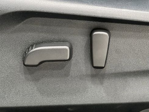 Certified 2024 Subaru Ascent Premium w/ Convenience Package image 12