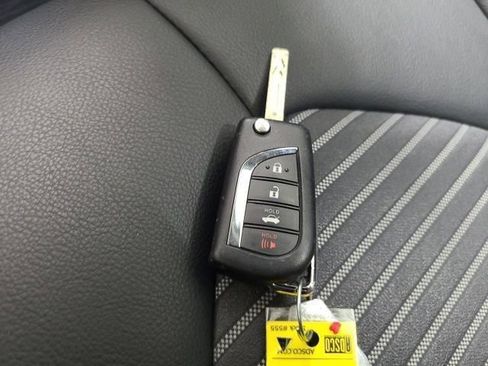 Used 2024 Toyota Camry SE FWD image 31