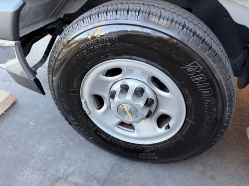 Used 2024 Chevrolet Express 2500 w/ Driver Convenience Package image 36