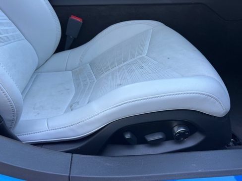 Used 2024 Chevrolet Corvette Z06 RWD image 21
