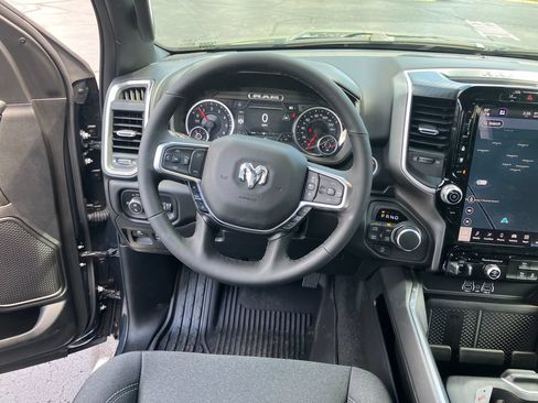 New 2026 RAM 1500 Big Horn AWD/4WD image 16
