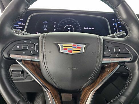 Used 2024 Cadillac Escalade ESV Premium Luxury Platinum AWD/4WD image 25