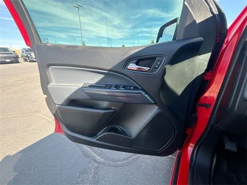 Used 2020 Chevrolet Colorado Z71 image 71