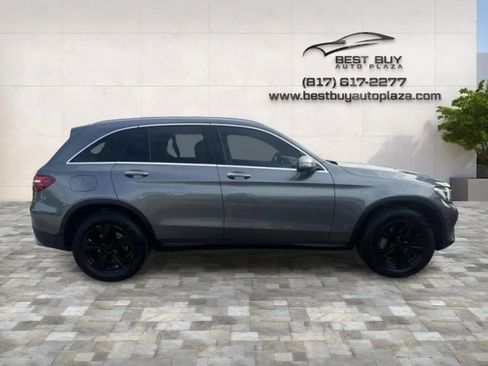 Used 2018 Mercedes-Benz GLC 300 GLC 300 Sport Utility 4D image 8