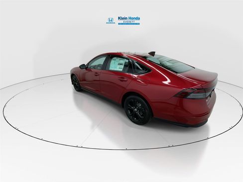 New 2025 Honda Accord SE image 8