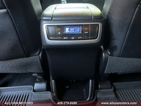 Used 2019 Toyota Highlander SE AWD/4WD image 31