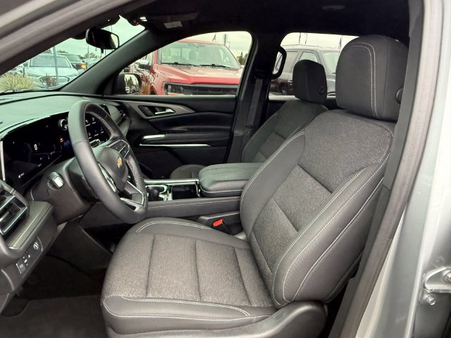Used 2024 Chevrolet Traverse LT FWD image 6