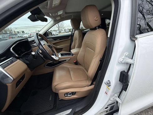 Used 2022 Jaguar F-PACE S AWD/4WD image 19
