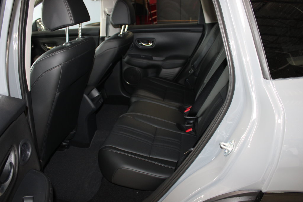 New 2027 Honda HR-V EX-L image 15