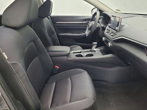 Used 2022 Nissan Altima 2.5 SV FWD image 21