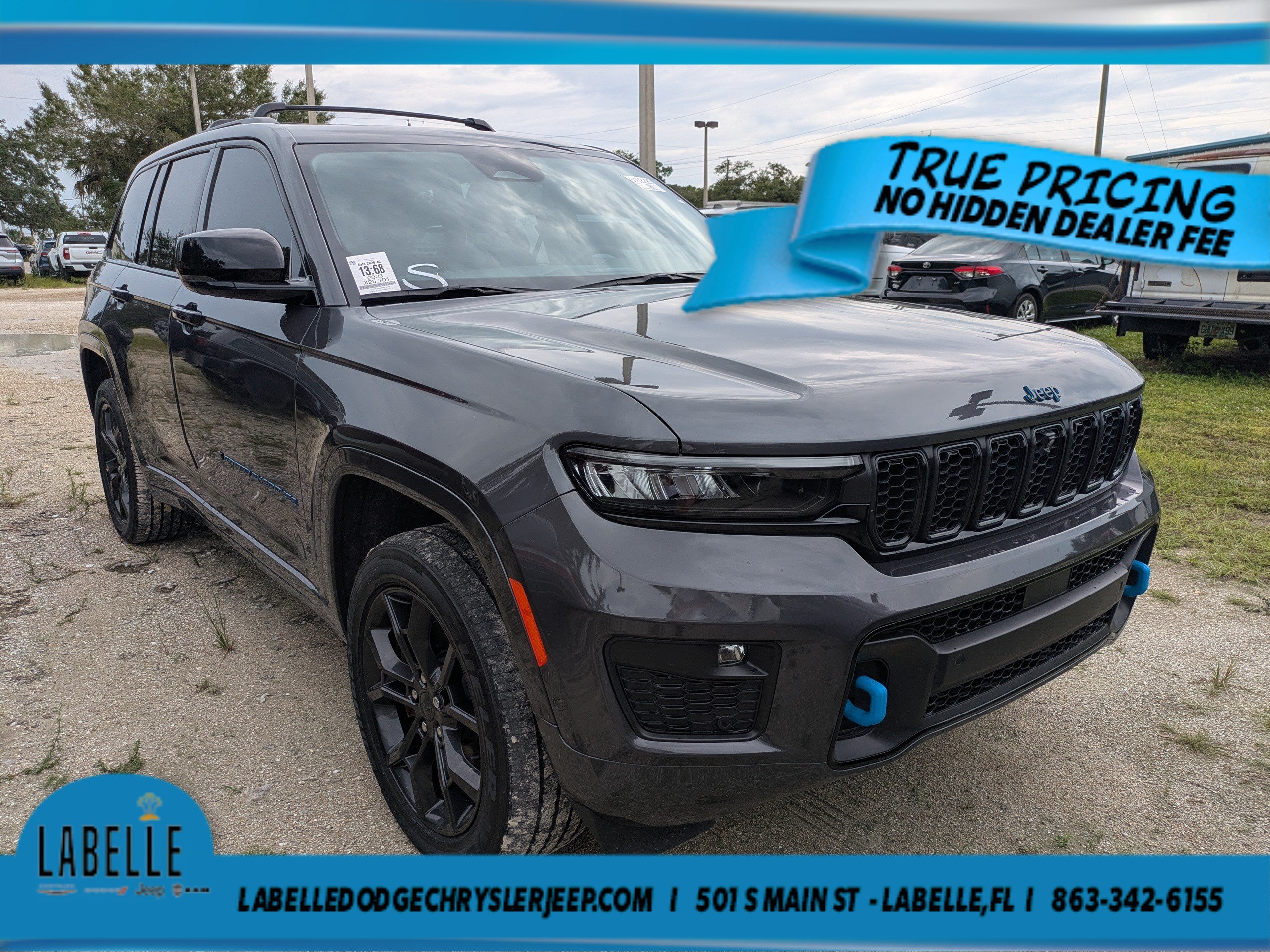 Used 2023 Jeep Grand Cherokee 30th Anniversary AWD/4WD image 1