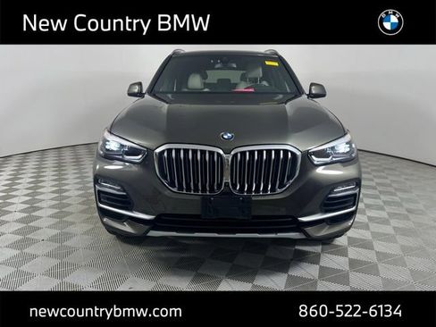 Used 2021 BMW X5 xDrive40i w/ Convenience Package AWD/4WD image 2