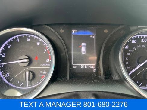 Used 2020 Toyota Camry LE FWD image 19