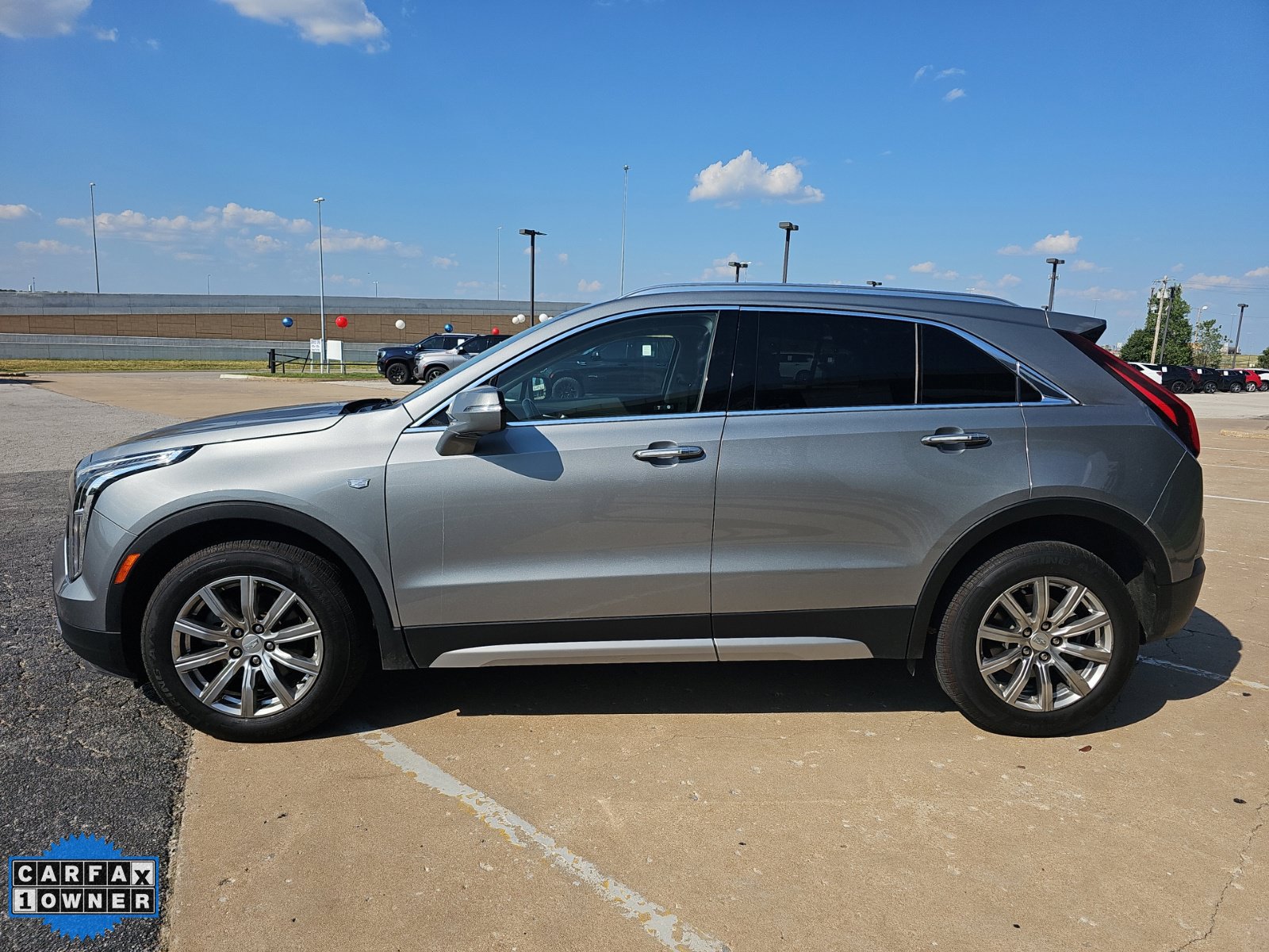 Used 2023 Cadillac XT4 Premium Luxury FWD image 6